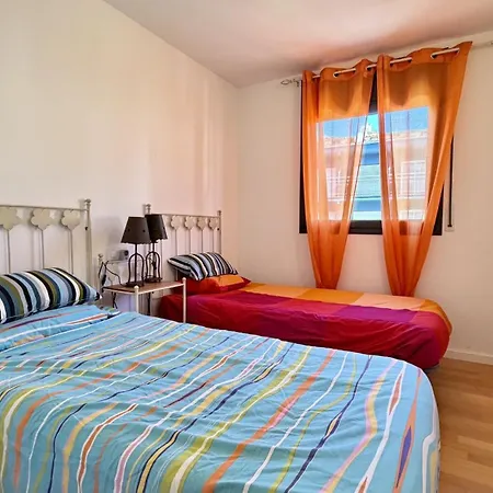 Esglesia 7 2-4 * L'Estartit